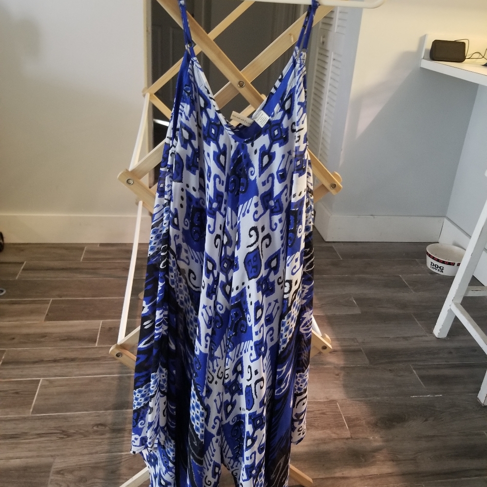 Blue & white loose dress